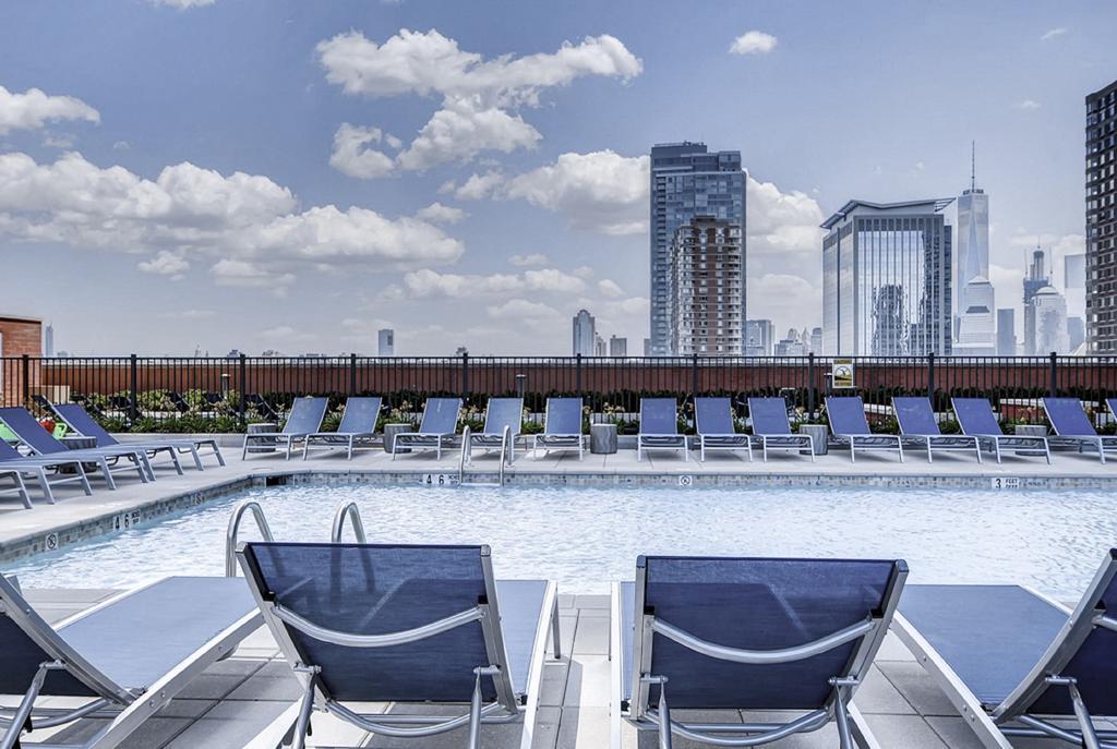 Global Luxury Suites At Newport Джерсі-Сіті Екстер'єр фото